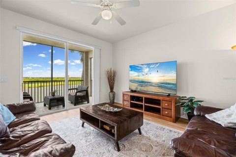 Condo in Bradenton, Florida, 2 bedrooms  № 2202428 - photo 6