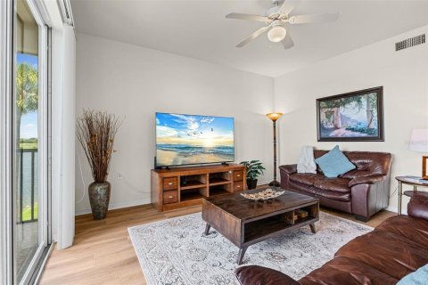 Condo in Bradenton, Florida, 2 bedrooms  № 2202428 - photo 17