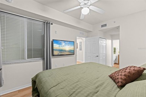Condo in Bradenton, Florida, 2 bedrooms  № 2202428 - photo 7