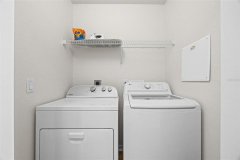 Condo in Bradenton, Florida, 2 bedrooms  № 2202428 - photo 14