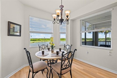 Condo in Bradenton, Florida, 2 bedrooms  № 2202428 - photo 27