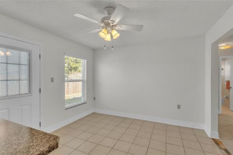Villa ou maison à vendre à Lakeland, Floride: 3 chambres, 130.81 m2 № 1534853 - photo 11