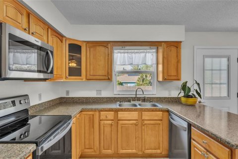 Villa ou maison à vendre à Lakeland, Floride: 3 chambres, 130.81 m2 № 1534853 - photo 8