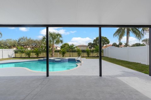 Villa ou maison à vendre à Lake Worth, Floride: 4 chambres, 248.33 m2 № 1975171 - photo 5