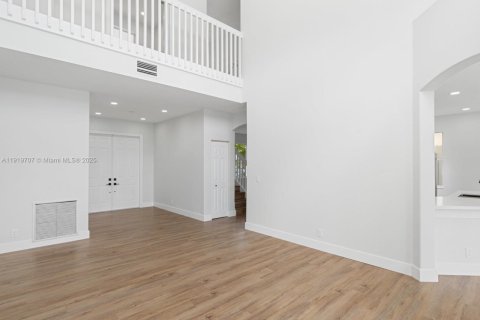 Villa ou maison à vendre à Lake Worth, Floride: 4 chambres, 248.33 m2 № 1975171 - photo 20