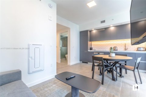 Condo in Miami, Florida  № 2057543 - photo 3