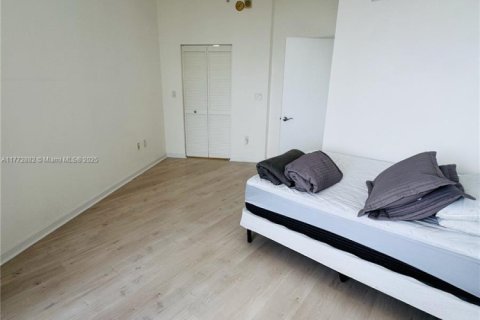 Condo in Aventura, Florida, 1 bedroom  № 1692224 - photo 22