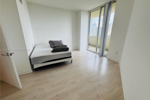 Condo in Aventura, Florida, 1 bedroom  № 1692224 - photo 18