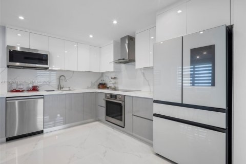 Copropriété à vendre à Hallandale Beach, Floride: 2 chambres, 132.11 m2 № 1977911 - photo 3