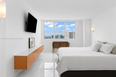 Copropriété à vendre à Hallandale Beach, Floride: 2 chambres, 132.11 m2 № 1977911 - photo 20