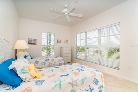 Townhouse in Rotonda, Florida 3 bedrooms, 189.89 sq.m. № 1759357 - photo 27