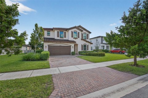 House in Royal Palm Beach, Florida 4 bedrooms, 239.97 sq.m. № 1947885 - photo 3