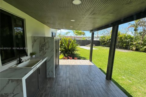 Casa en alquiler en Miami, Florida, 3 dormitorios, 149.85 m2 № 2031025 - foto 9