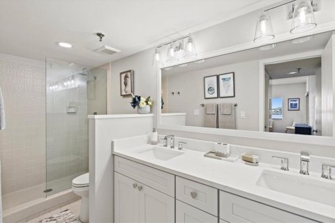 Condominio en venta en Longboat Key, Florida, 2 dormitorios, 137.4 m2 № 1639645 - foto 30