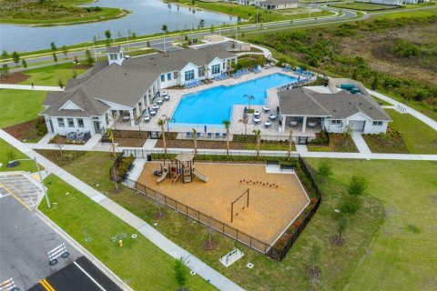 House in Lakeland, Florida 5 bedrooms, 328.04 sq.m. № 2239615 - photo 6