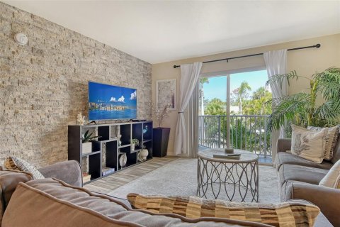 Condo in Sarasota, Florida, 2 bedrooms  № 1722584 - photo 20
