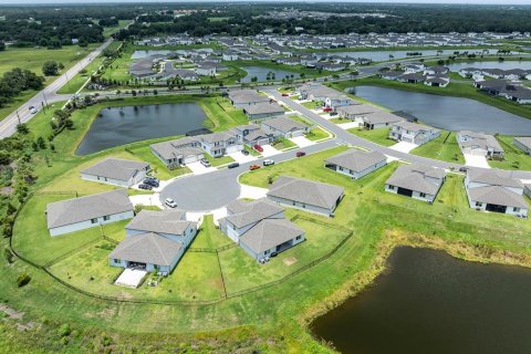 House in Parrish, Florida 5 bedrooms, 353.4 sq.m. № 2209616 - photo 2