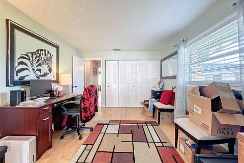 Condo in New Port Richey, Florida, 2 bedrooms  № 1855730 - photo 23
