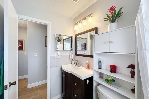 Condo in New Port Richey, Florida, 2 bedrooms  № 1855730 - photo 20