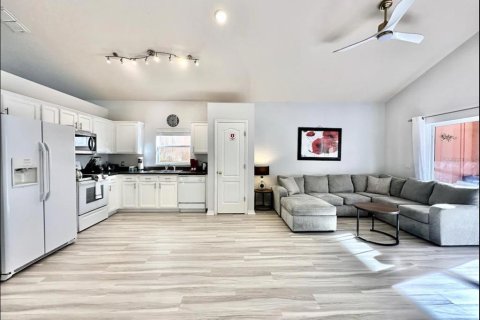 Casa en venta en Clermont, Florida, 5 dormitorios, 212 m2 № 1631042 - foto 5