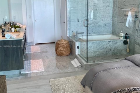 Copropriété à louer à Miami, Floride: 3 chambres, 151.8 m2 № 1849310 - photo 17