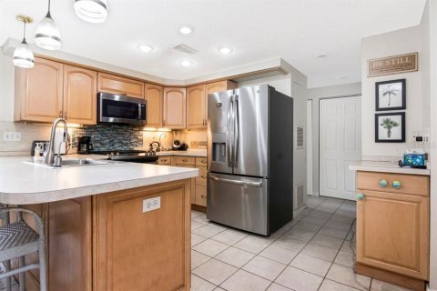 Commercial property in Seminole, Florida 4 bedrooms, 266.44 sq.m. № 2092058 - photo 12