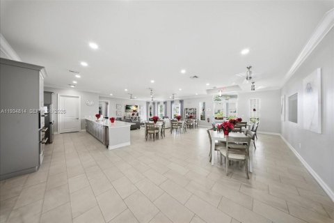 Купить виллу или дом в Нейплс, Флорида 2 спальни, 138.98м2, № 1997395 - фото 29