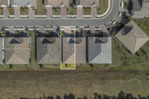 Купить виллу или дом в Нейплс, Флорида 2 спальни, 138.98м2, № 1997395 - фото 26