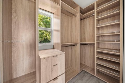 Casa en venta en Miami Beach, Florida, 4 dormitorios, 227.8 m2 № 2153430 - foto 21