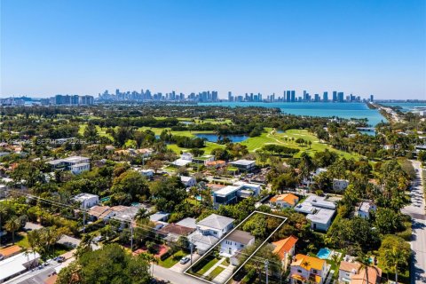 Casa en venta en Miami Beach, Florida, 4 dormitorios, 227.8 m2 № 2153430 - foto 6