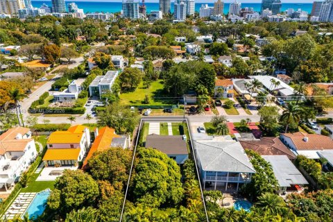 Casa en venta en Miami Beach, Florida, 4 dormitorios, 227.8 m2 № 2153430 - foto 5