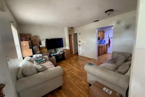 Villa ou maison à louer à Port Charlotte, Floride: 3 chambres, 66.89 m2 № 2148886 - photo 4