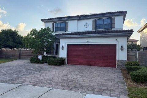 House in Homestead, Florida 4 bedrooms, 277.78 sq.m. № 1953790 - photo 3