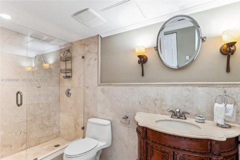 Copropriété à louer à Sunny Isles Beach, Floride: 2 chambres, 132.2 m2 № 2154481 - photo 15