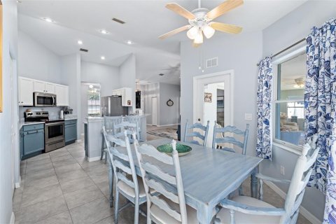 Casa en venta en Palm Coast, Florida, 3 dormitorios, 196.77 m2 № 2418510 - foto 14