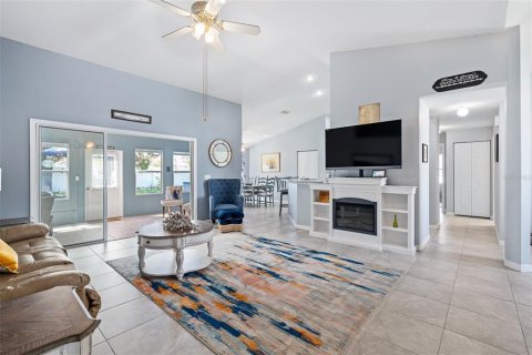 Casa en venta en Palm Coast, Florida, 3 dormitorios, 196.77 m2 № 2418510 - foto 17