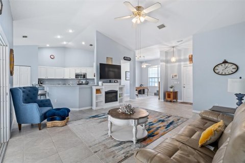 Casa en venta en Palm Coast, Florida, 3 dormitorios, 196.77 m2 № 2418510 - foto 16