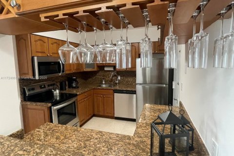 Copropriété à louer à Miami Beach, Floride: 2 chambres, 95.69 m2 № 1702567 - photo 4