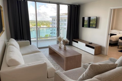 Copropriété à louer à Miami Beach, Floride: 2 chambres, 95.69 m2 № 1702567 - photo 2