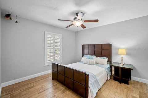 Villa ou maison à louer à Bradenton, Floride: 4 chambres, 232.26 m2 № 1919233 - photo 23