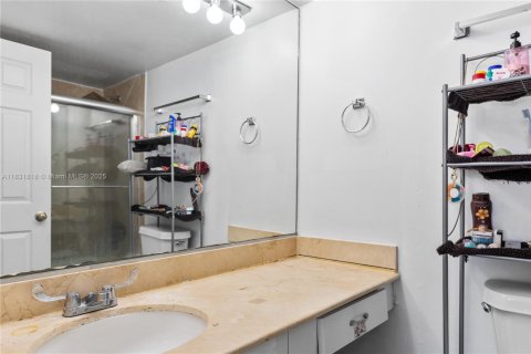 Condominio en venta en Miami Beach, Florida, 1 dormitorio, 84.54 m2 № 1809031 - foto 20