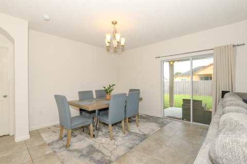 Villa ou maison à vendre à Port St. Lucie, Floride: 4 chambres, 177.26 m2 № 2407717 - photo 16