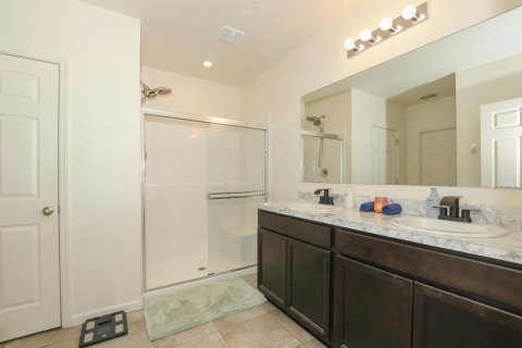 Villa ou maison à vendre à Port St. Lucie, Floride: 4 chambres, 177.26 m2 № 2407717 - photo 28