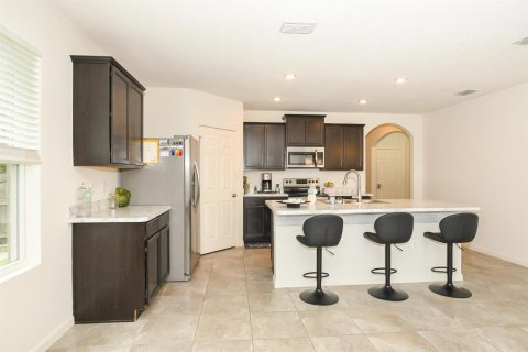 Villa ou maison à vendre à Port St. Lucie, Floride: 4 chambres, 177.26 m2 № 2407717 - photo 19