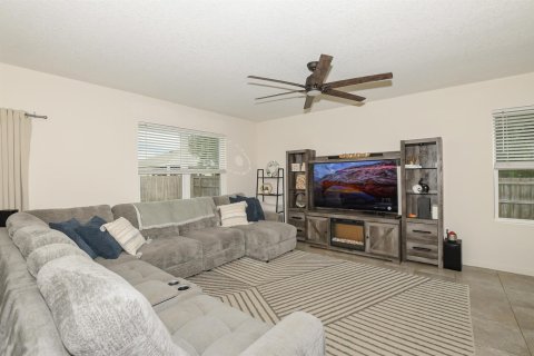 Villa ou maison à vendre à Port St. Lucie, Floride: 4 chambres, 177.26 m2 № 2407717 - photo 14