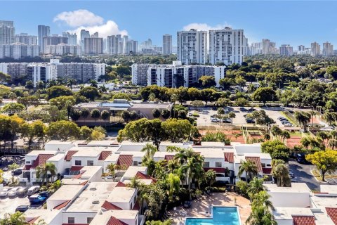 Adosado en venta en Aventura, Florida, 3 dormitorios, 126.81 m2 № 1986705 - foto 23