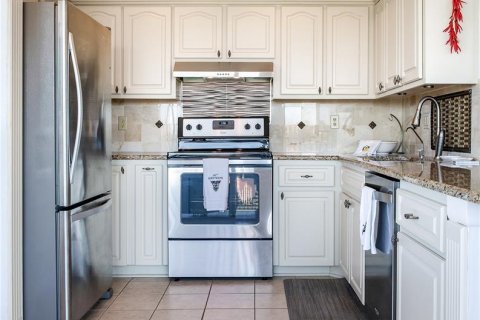 Condominio en venta en Saint Petersburg, Florida, 2 dormitorios, 97.55 m2 № 2302392 - foto 15
