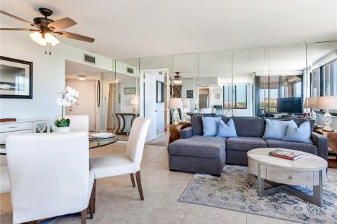 Condominio en venta en Saint Petersburg, Florida, 2 dormitorios, 97.55 m2 № 2302392 - foto 24