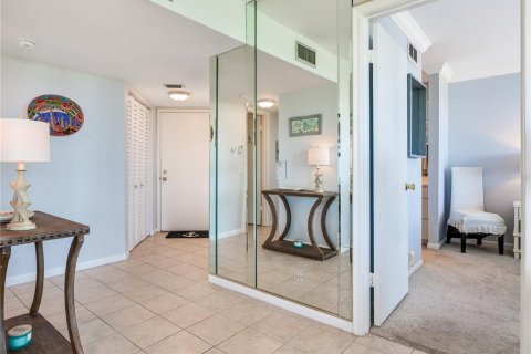 Condominio en venta en Saint Petersburg, Florida, 2 dormitorios, 97.55 m2 № 2302392 - foto 25