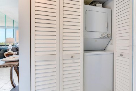 Condominio en venta en Saint Petersburg, Florida, 2 dormitorios, 97.55 m2 № 2302392 - foto 30